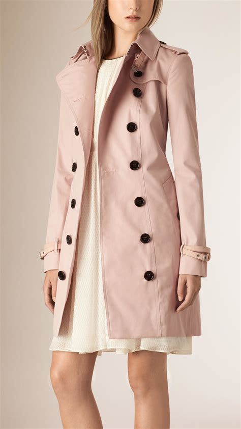 pink prada shoes and a burberry trench coat|Pink Prada Shoes And A Burberry Trench Coat (feat. Noirillusions .